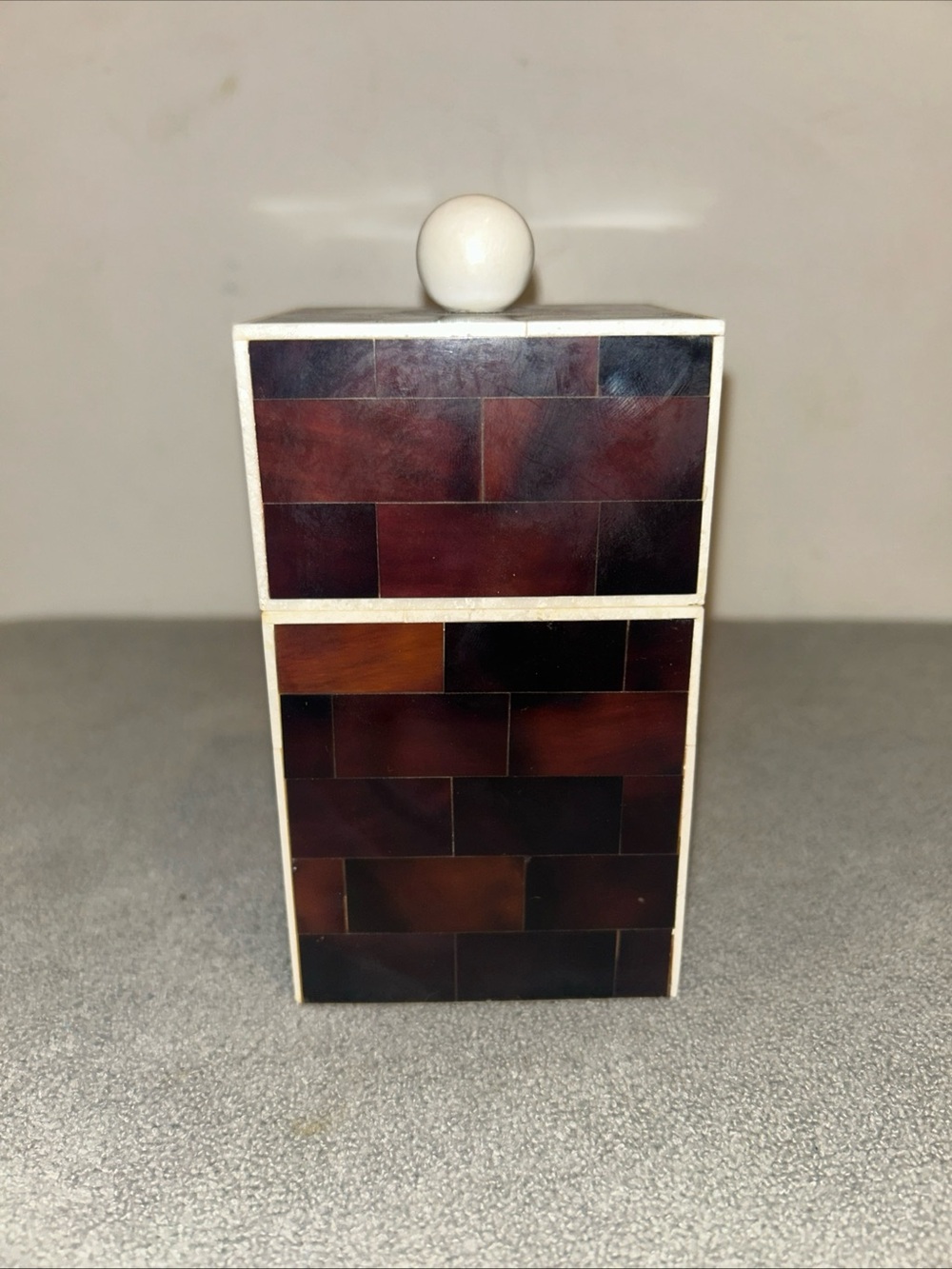 Vintage Tavola by Oggetti Brown decorative trinket box 6”x 3”